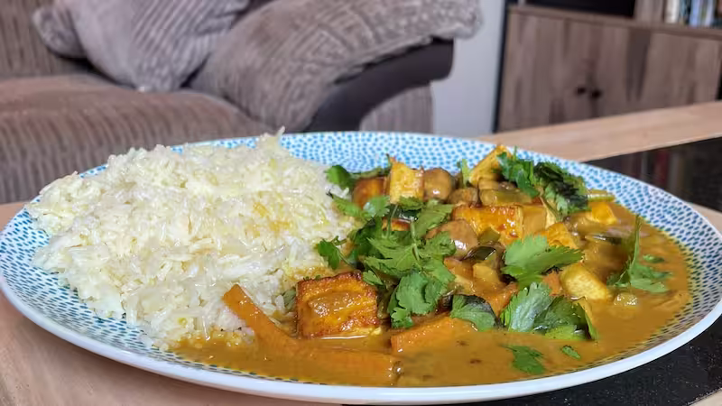 Tofu Korma with Cardamom Butter Rice – A Creamy Comfort Curry