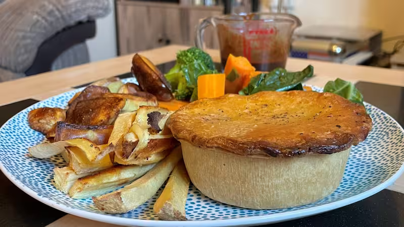 Magpye & Honestly Tasty Steak And Blue Cheese Pie
