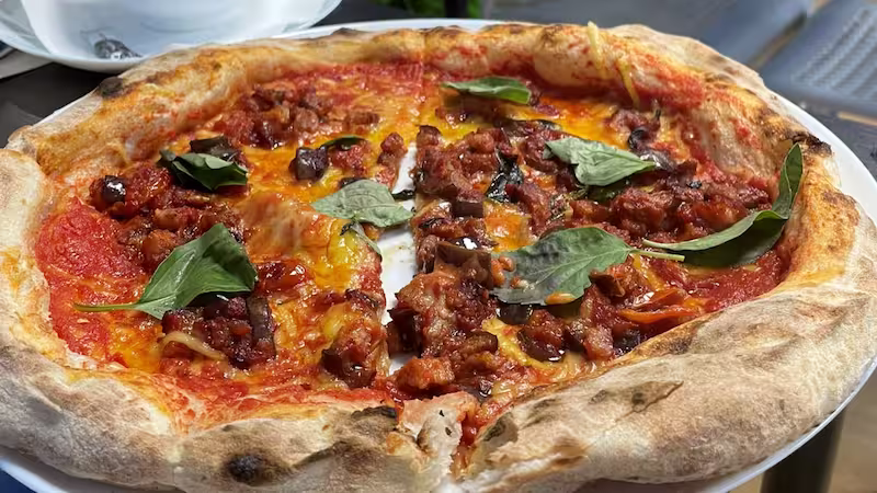 UE Paisa – Italian Vegan Pizza That Won Me Over